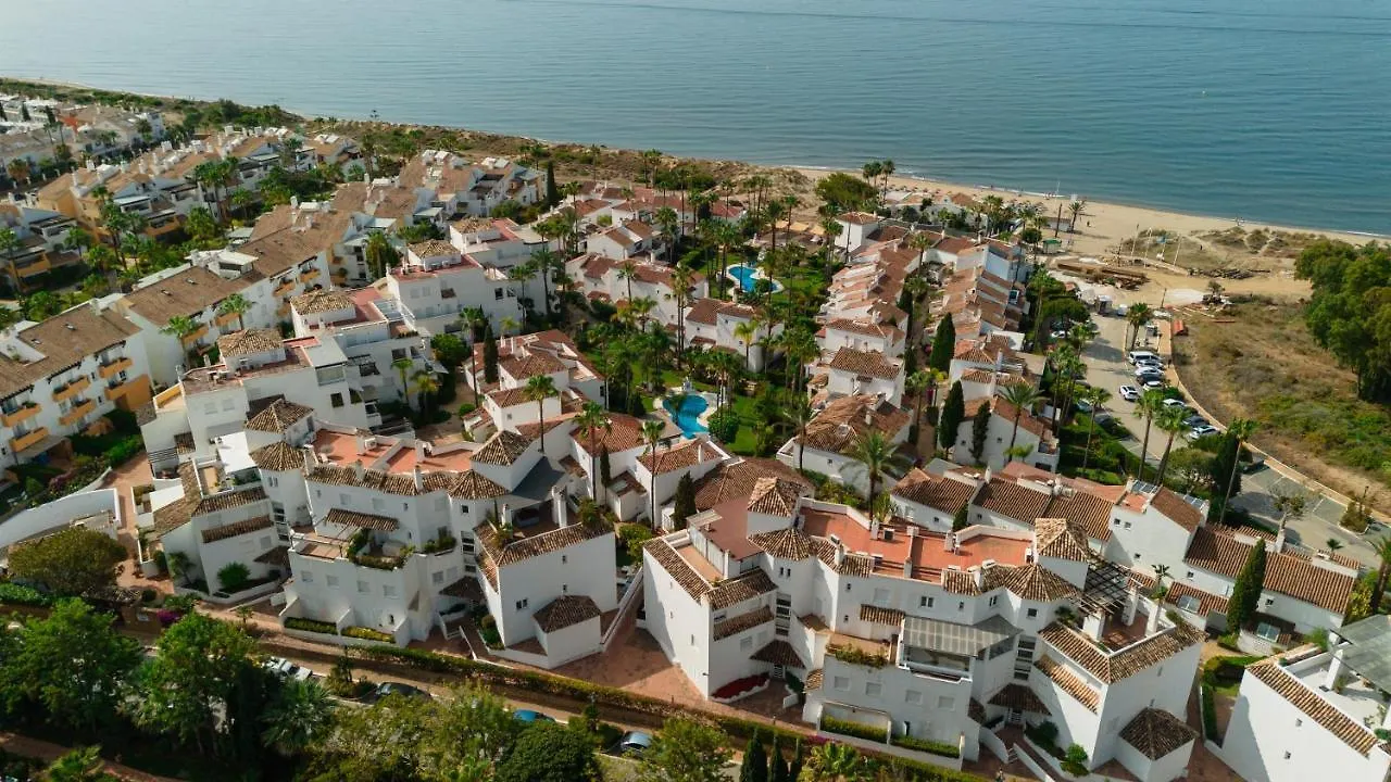 Holiday Apartment In First Line Beach Complex In Urbanization Pueblo Mediterraneo, Marbella
