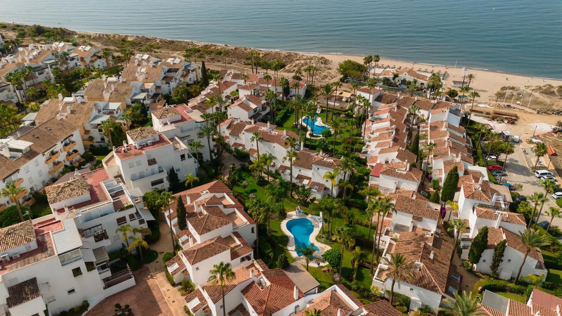Holiday Apartment In First Line Beach Complex In Urbanization Pueblo Mediterraneo, Marbella