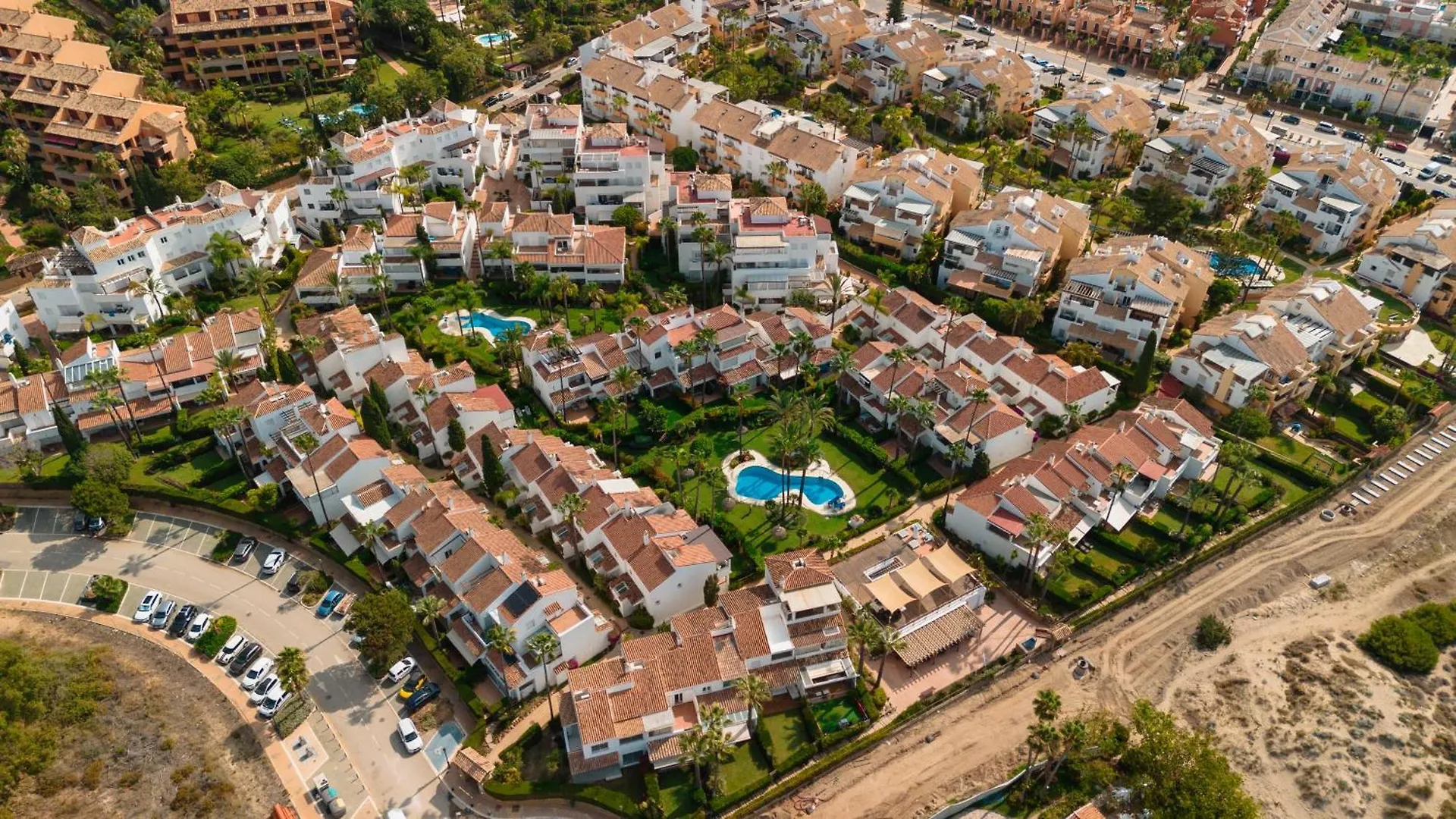 Holiday Apartment In First Line Beach Complex In Urbanization Pueblo Mediterraneo, Marbella